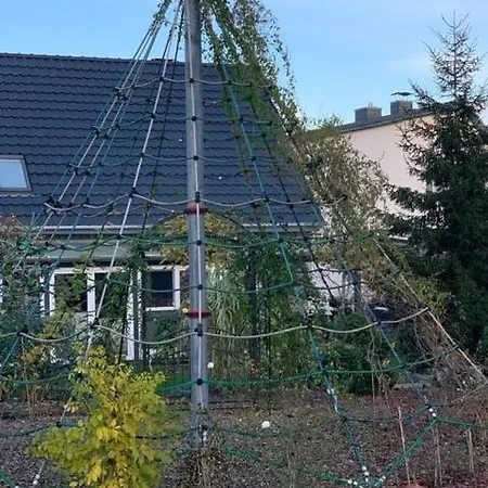 Ferienwohnung Im Gruenen Apartament Mollenhagen